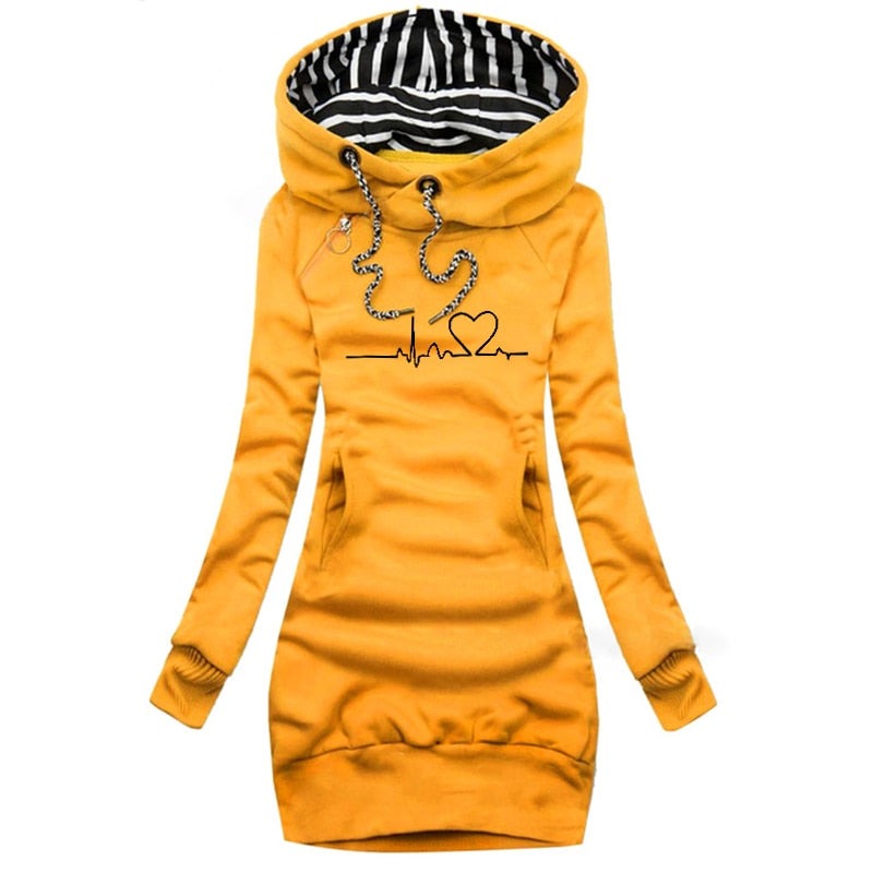 Lillian lange hoodie jurk Heartbeat voor dames in diverse kleuren – zachte stof, comfortabele pasvorm en casual, trendy stijl.