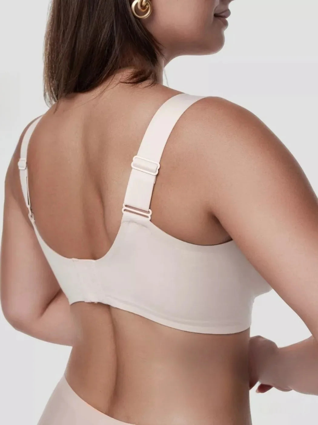 Dames Push-up BH – Draadloze ondersteuning en comfort, ontworpen voor volledige dekking en optimale lift voor grotere borsten. Perfect voor dagelijks gebruik en extra steun zonder concessies te doen aan stijl.