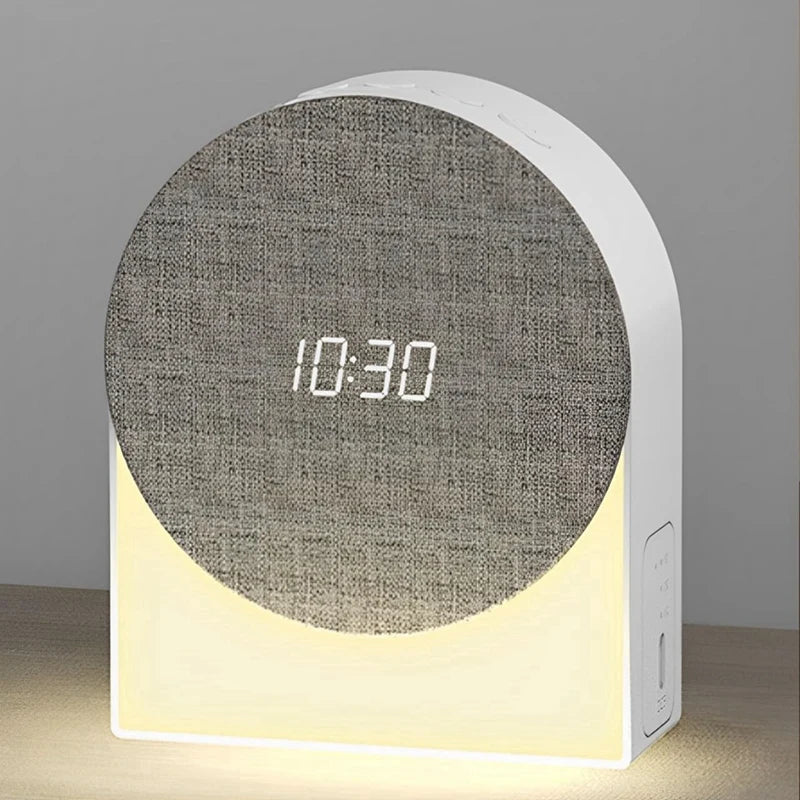 GlowTime digitale wekker met Bluetooth en nachtlampje – modern design, draadloze verbinding en zachte verlichting voor een rustgevende sfeer.