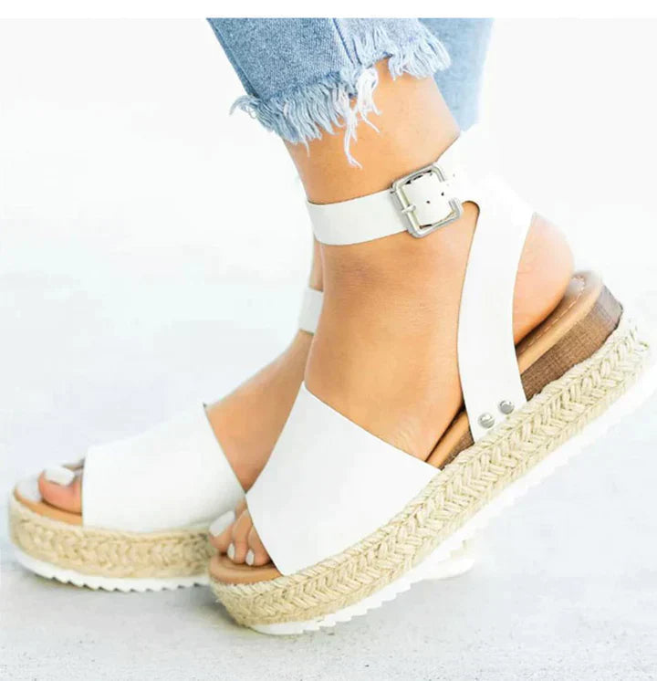 Luna Slip-on Sandalen