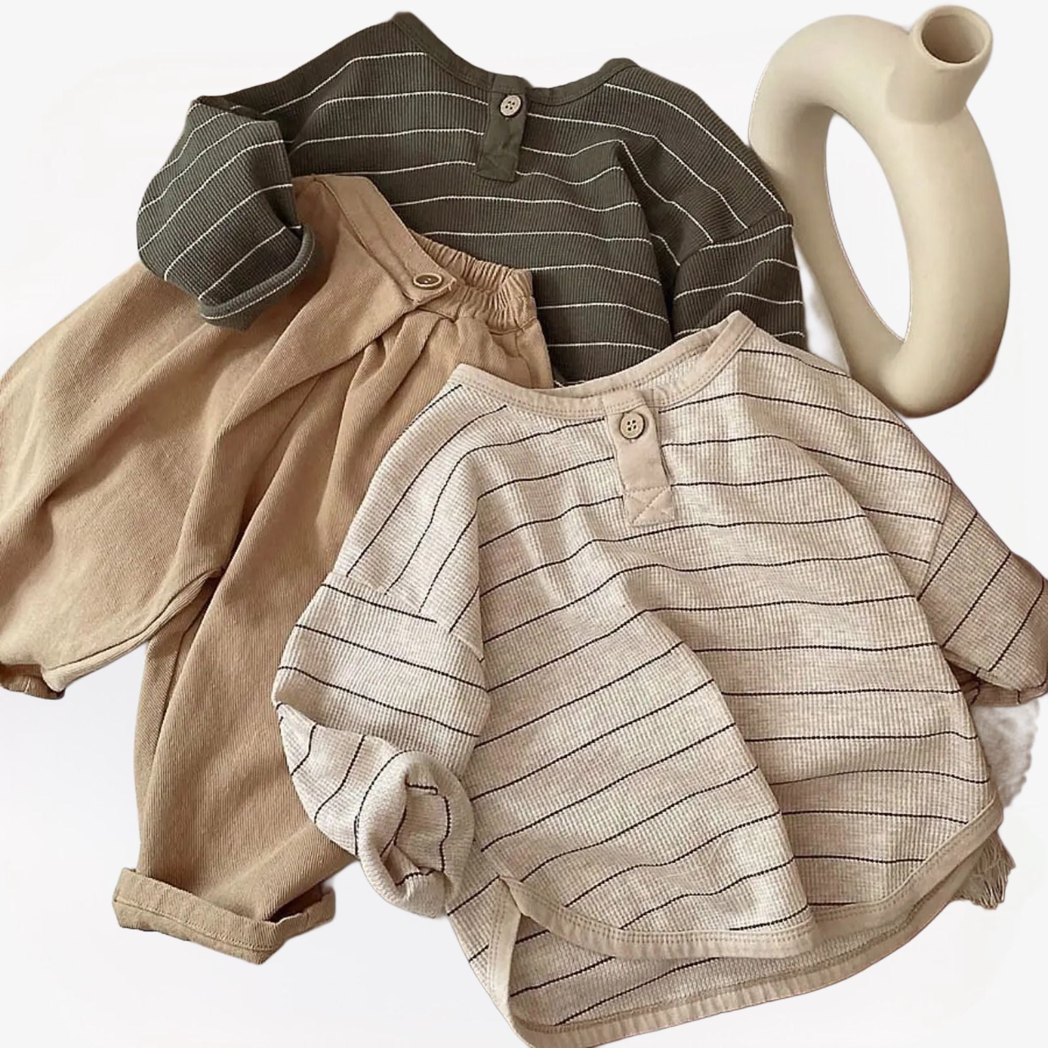 SoftKidz kinder shirt met lange mouwen, gemaakt van zachte en ademende stof voor optimaal comfort – perfect voor dagelijks gebruik en actieve kinderen.