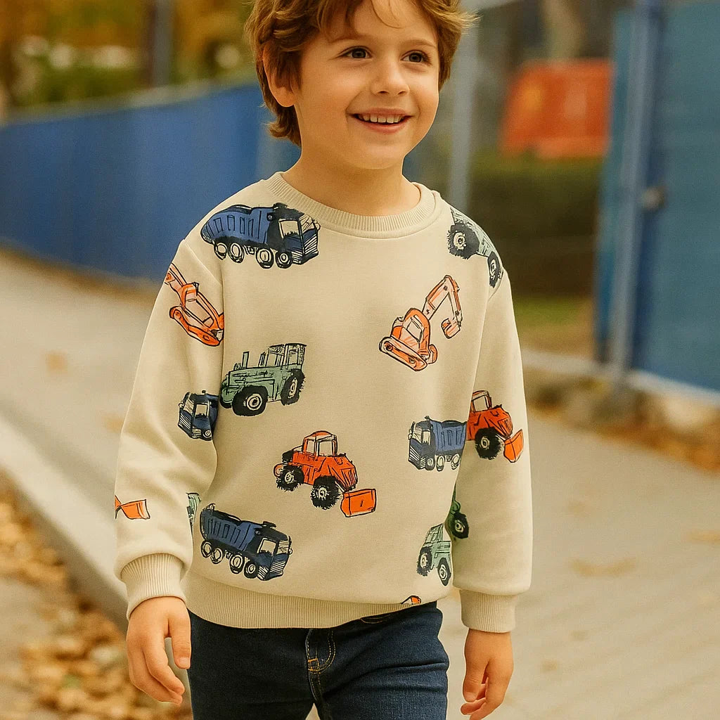 MiniBuilder sweater voor kinderen met bouwvoertuigen print, gemaakt van zachte en comfortabele stof – ideale trui voor dagelijks gebruik en speelse avonturen.