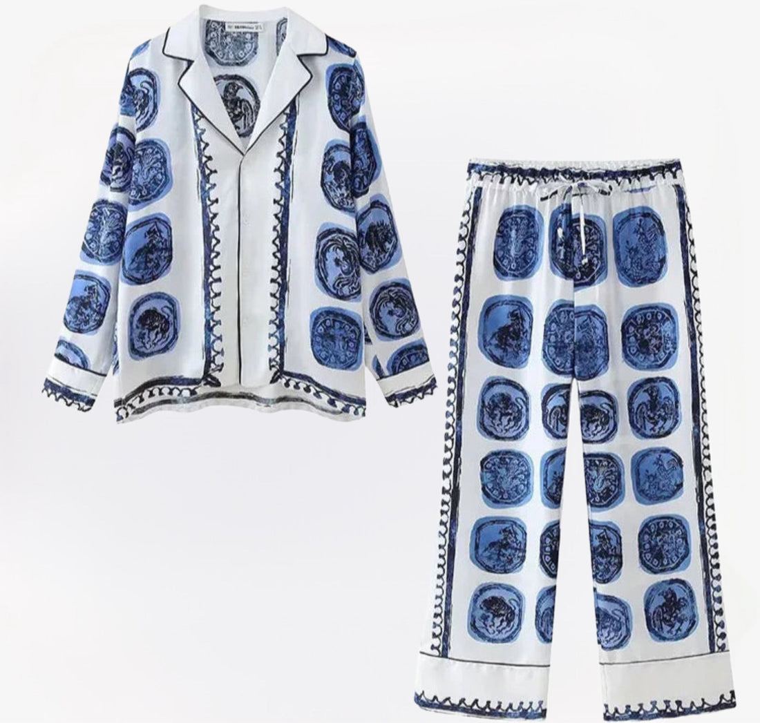 Noor loungewear set voor dames – comfortabele en stijlvolle tweedelige set van zachte stof, ideaal voor ontspannen dagen thuis of casual outings.