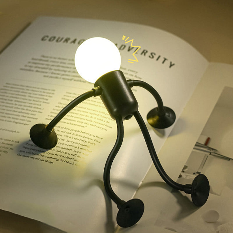 Sportsman nachtlamp – stoere, functionele verlichting met een robuust ontwerp. Perfect voor elke ruimte, biedt zachte verlichting en voegt een unieke stijl toe aan je interieur.