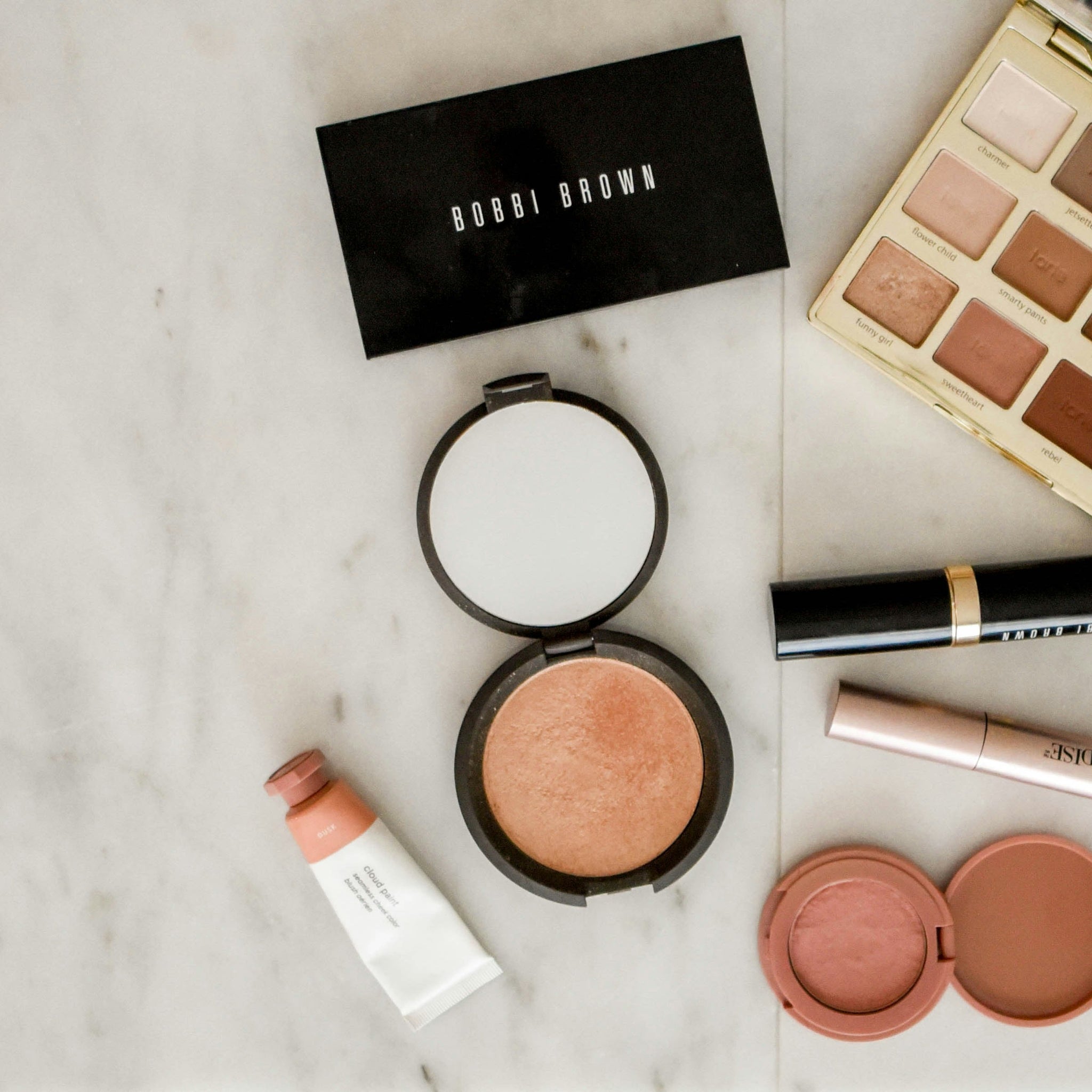Beauty & verzorging collectie – van huidverzorging tot make-up en haarproducten. Alles voor een stralende huid, gezond haar en een verfrissende look.