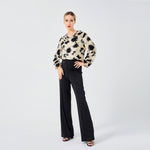 Elegante damesblouse met print, stijlvolle en modieuze top voor dagelijks gebruik of chique gelegenheden, met een verfijnd ontwerp voor een vrouwelijke uitstraling.