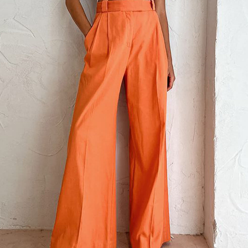 Wijde pantalon met hoge taille en plooien van lichte, soepelvallende stof met elegante pasvorm en stijlvolle, tijdloze uitstraling.