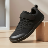 FlexiFeet antislip barefoot kinderschoenen – flexibele, ademende materialen met veilige gripzool voor natuurlijke voetbeweging en comfortabel speelplezier.