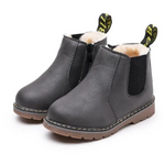 LittleSteps kinder Chelsea laarzen van stevig en comfortabel materiaal – stijlvolle en praktische schoenen voor dagelijks gebruik en avontuurlijke speelmomenten.