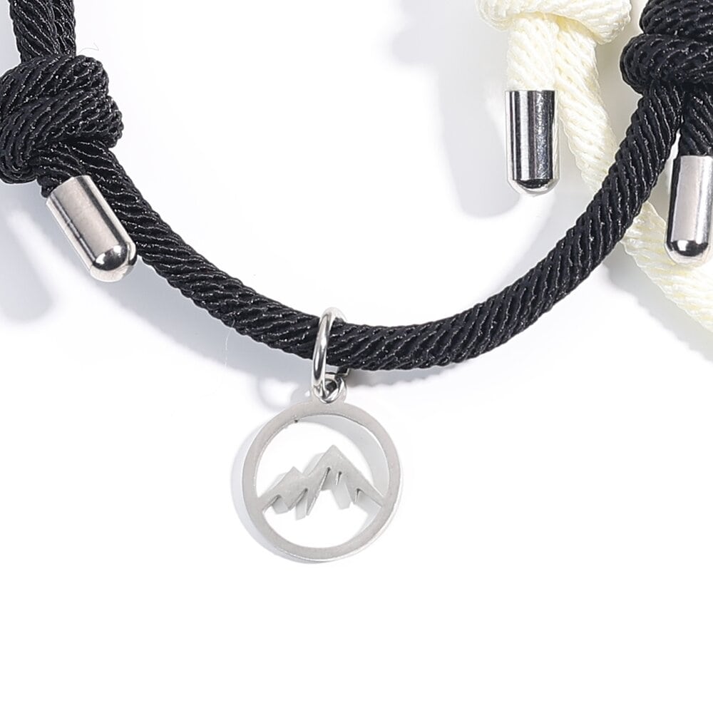 MagniLove koppelarmband voor stellen – stijlvolle verstelbare armband met magnetische connectie, duurzaam materiaal en comfortabel draagbaar.