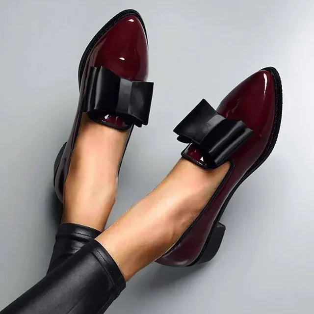 Elvya elegante dames loafers – stijlvolle en comfortabele leren schoenen met verfijnd design, geschikt voor werk, casual en speciale gelegenheden.