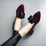 Elvya elegante dames loafers – stijlvolle en comfortabele leren schoenen met verfijnd design, geschikt voor werk, casual en speciale gelegenheden.