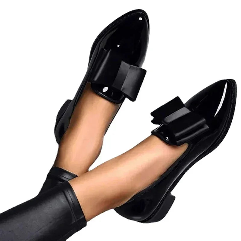 Elvya elegante dames loafers – stijlvolle en comfortabele leren schoenen met verfijnd design, geschikt voor werk, casual en speciale gelegenheden.