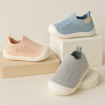 LittleSteps stevige kindersneakers met antislipzool – comfortabele en veilige schoenen voor dagelijks gebruik en actieve speelmomenten.
