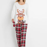 XmasCozy matching kerstpyjama set voor het gezin – zachte, comfortabele en feestelijke pyjama’s voor een gezellige en harmonieuze kerstsfeer thuis.