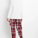 XmasCozy matching kerstpyjama set voor het gezin – zachte, comfortabele en feestelijke pyjama’s voor een gezellige en harmonieuze kerstsfeer thuis.