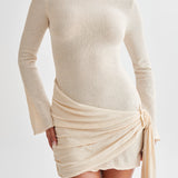 Asymmetrische Mini Jurk met Geplooide Details en Strakke Pasvorm