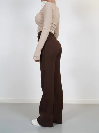 Jill High-Waist Pantalon – Elegante en comfortabele damesbroek met hoge taille, ideaal voor een chique en verfijnde look.