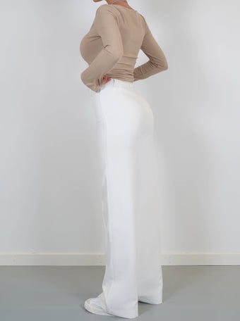 Jill High-Waist Pantalon – Elegante en comfortabele damesbroek met hoge taille, ideaal voor een chique en verfijnde look.