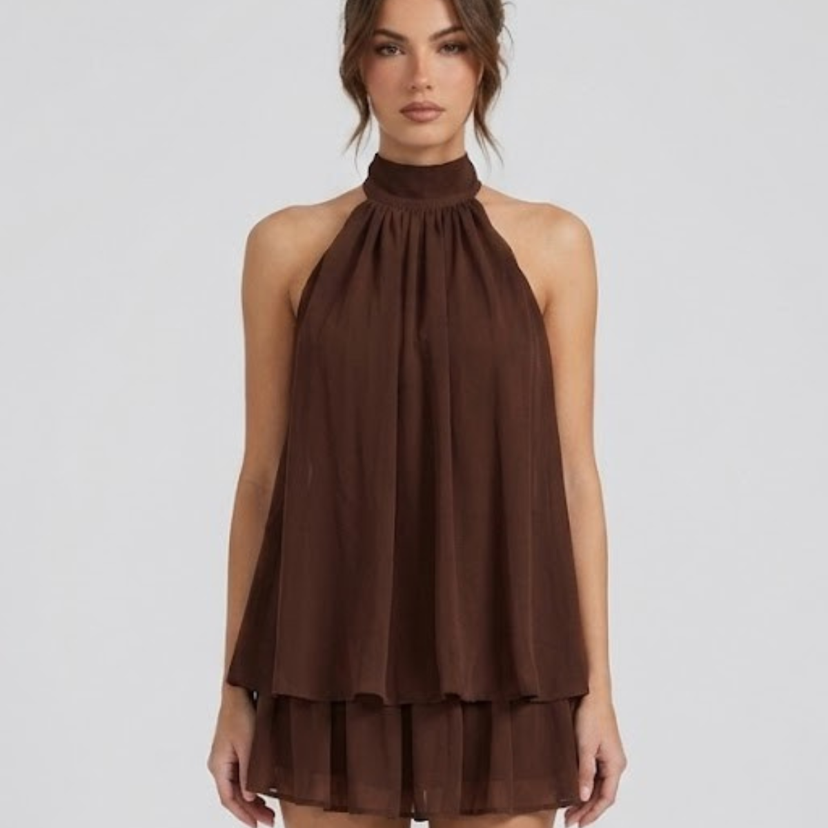 Halter Mini Jurk met Gelaagde Volantzoom