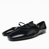 Zwarte Stijlvolle ballerina’s voor dames met een bandje over de voet en een trendy vierkante neus, perfect voor zowel casual als chique looks.