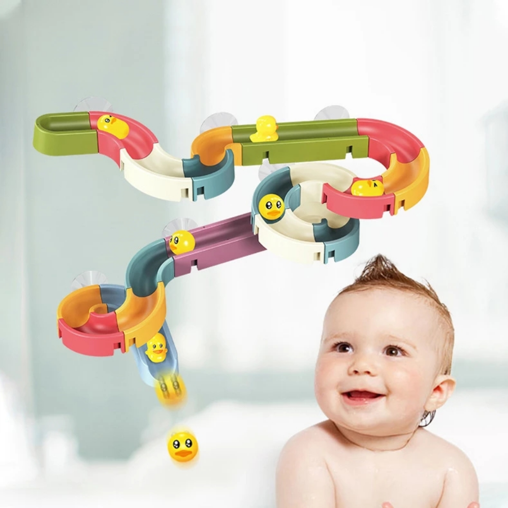 HappyDuck glijbaan voor kinderen – kleurrijk badspeelgoed met veilige, gladde afwerking, geschikt voor plezier en waterpret in bad of zwembad.