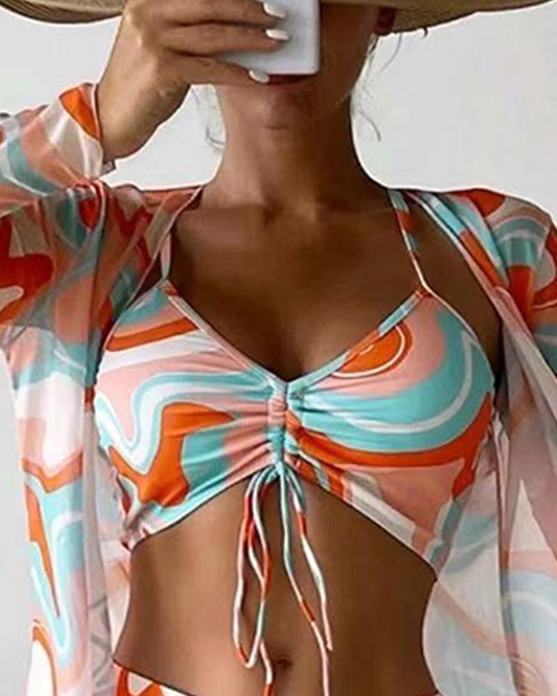Driedelige luxe bikini-set voor dames – Trendy bikini met bijpassende cover-up, elegante snit en comfortabele pasvorm, perfect voor een stijlvolle stranddag of zwembadfeest.