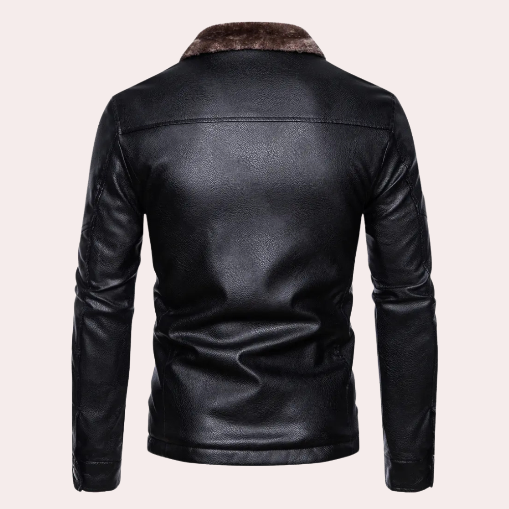 JOSUE moderne zomerjas voor heren – lichtgewicht, ademend materiaal met strakke pasvorm en stijlvolle details, perfect voor warme dagen en koele avonden.
