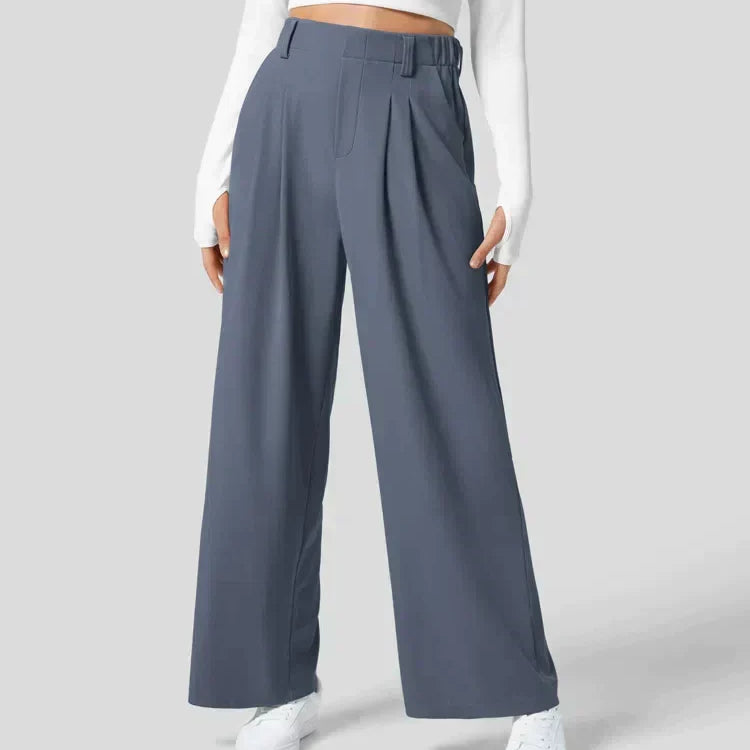 Dames broek met plooien en wijde pijpen