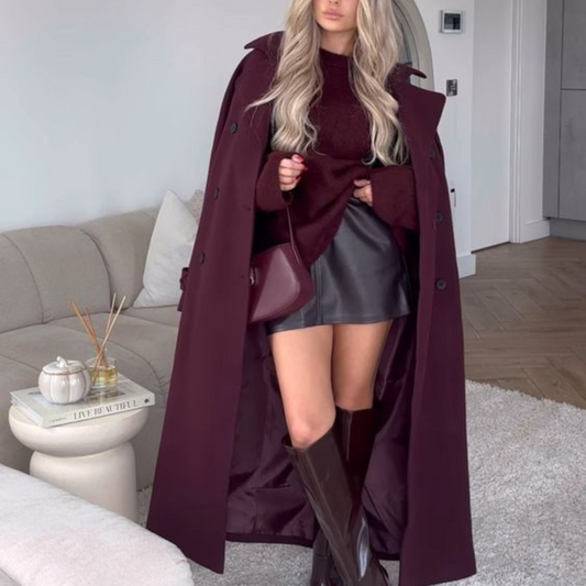 Chique dames trenchcoat met ceintuur en klassieke kraag – perfect voor een elegante voorjaarslook.