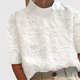 Dames blouse met bloemenborduurwerk en korte mouwen