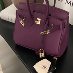 Olivia elegante leren damestas – stijlvolle en duurzame tas van hoogwaardig leer met praktische indeling, perfect voor dagelijks gebruik en chique outfits.