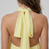 Halter Mini Jurk met Gelaagde Volantzoom