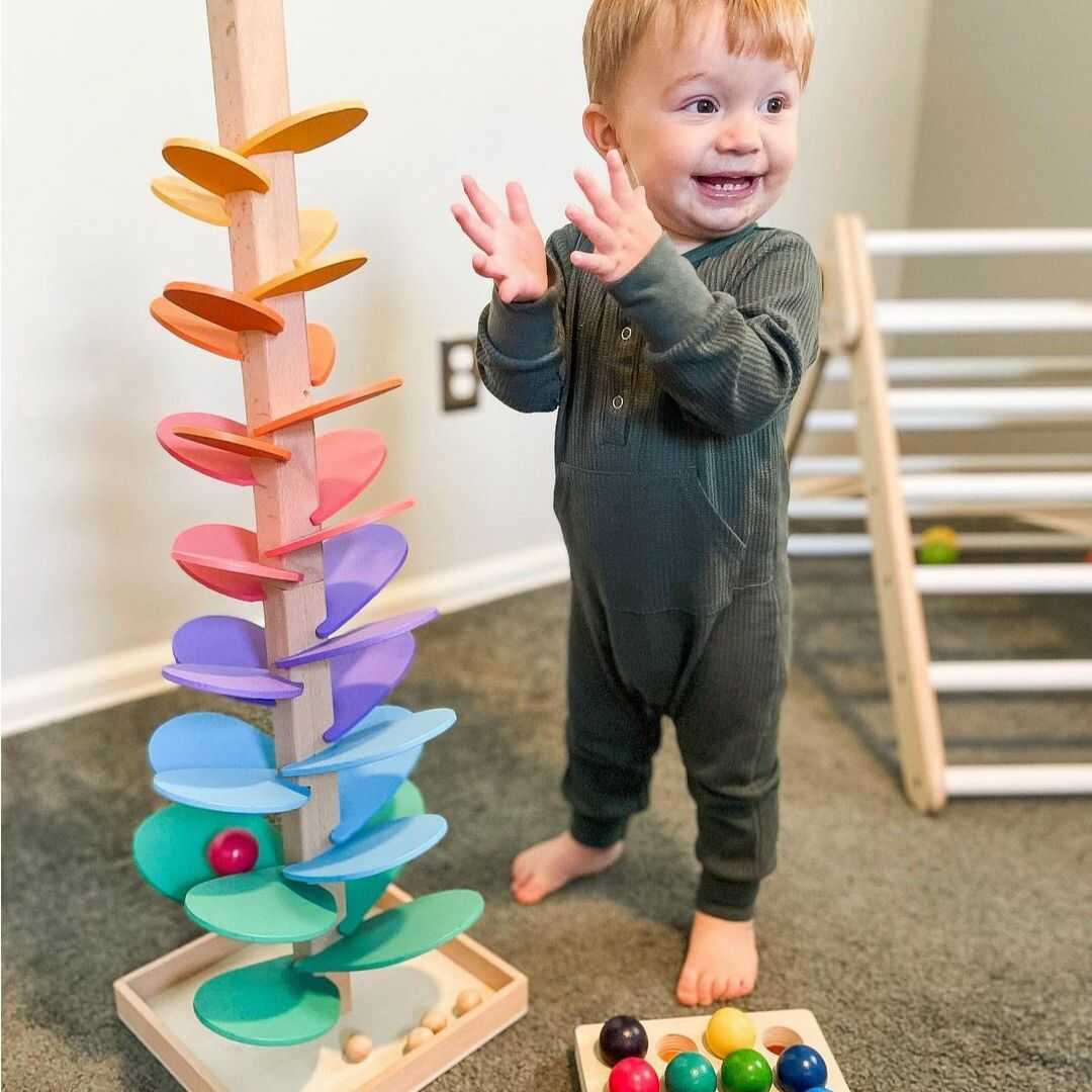 Montessori interactieve geluidsboom – educatief regenboog murmur toren speelgoed voor kinderen, duurzaam hout en stimuleert zintuigen en concentratie.