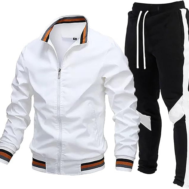 Icone tracksuit – comfortabele fitness set met hoge ritskraag. Ideaal voor trainingen of casual wear, met ademend materiaal en een moderne, sportieve pasvorm.