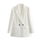 Chloe damesblazer – chic en stijlvol design met perfecte pasvorm, hoogwaardige stof en veelzijdig voor zakelijk of feestelijk gebruik.