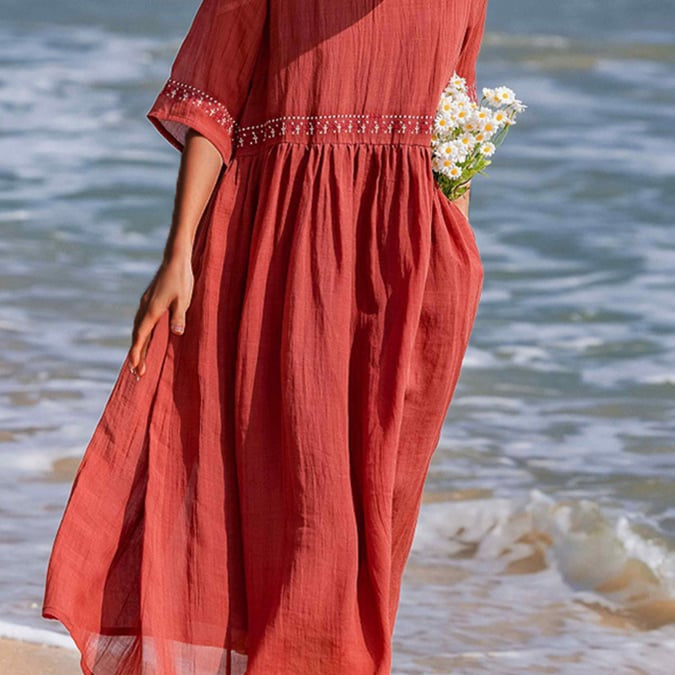 Maxi Jurk met Ronde Hals en Geplooide Rok