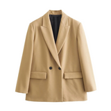 Chloe damesblazer – chic en stijlvol design met perfecte pasvorm, hoogwaardige stof en veelzijdig voor zakelijk of feestelijk gebruik.