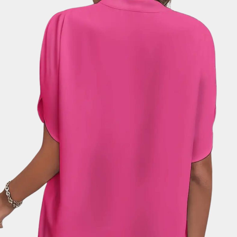 Aiva – Dames Blouse met Korte Mouw – Luchtige en Comfortabele Blouse voor de Zomer – Stijlvolle Snit en Moderne Look voor een Verfrissende Uiterlijk.