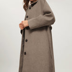 Lorena cashmere trenchcoat jas voor dames, met ceintuur in de taille, elegante revers en een luxe, zachte afwerking in een tijdloos ontwerp.