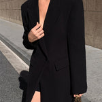 Chaveli lange trenchcoat jas voor dames in elegante stijl met ceintuur en klassieke reverskraag.