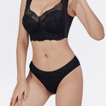 Lianne comfortabele en ondersteunende push-up BH voor dames – zachte, stevige stof, perfecte pasvorm en subtiele lift voor een flatterend effect.