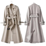 Lange dames trenchcoat in diverse kleuren – elegante pasvorm, hoogwaardige stof en tijdloze stijlvolle uitstraling.