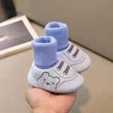 MiniKicks sneaker sokjes voor kleintjes – zachte ademende stof, antislipzool en comfortabele pasvorm voor dagelijks gebruik.
