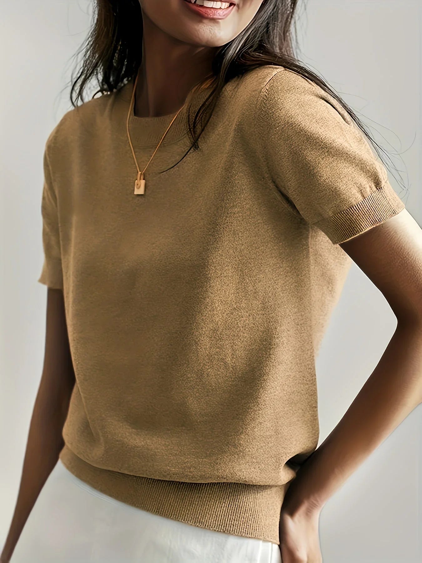 Casual dames T-shirt met korte mouwen, perfect voor de lente en dagelijkse outfits.
