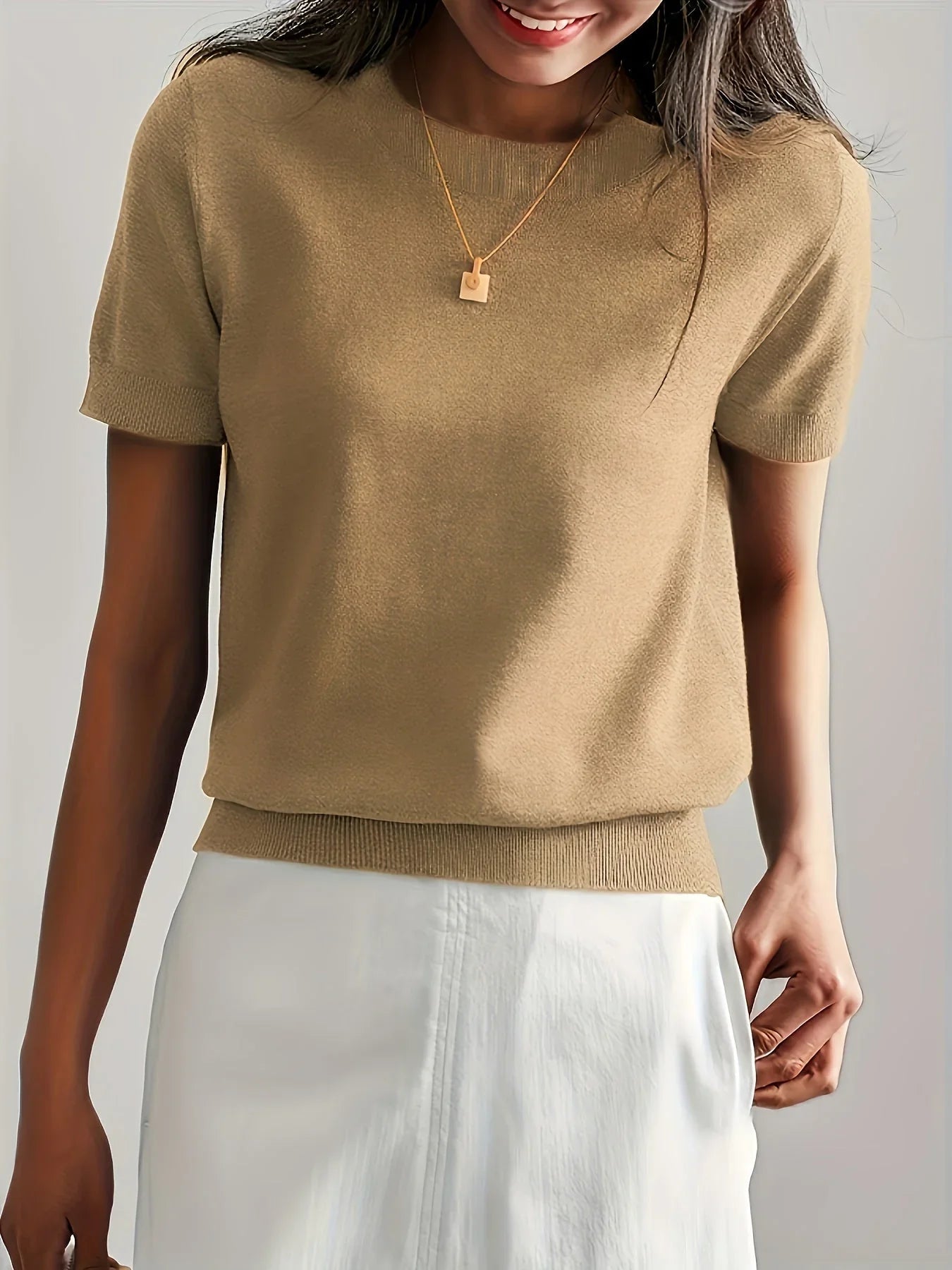 Casual dames T-shirt met korte mouwen, perfect voor de lente en dagelijkse outfits.