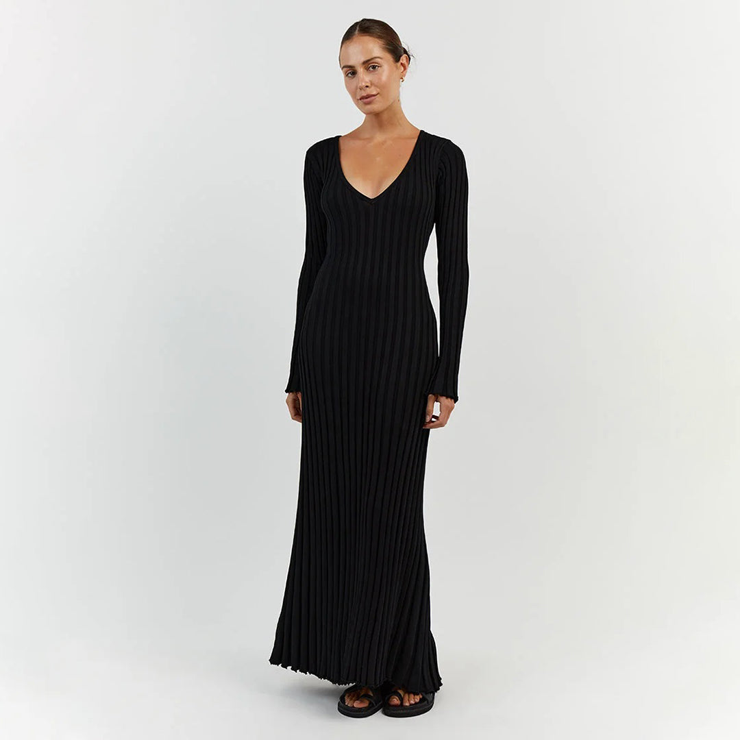 ABIGAIL luchtige gebreide maxi zomerjurk van ademend, zacht materiaal met comfortabele pasvorm en elegant design.