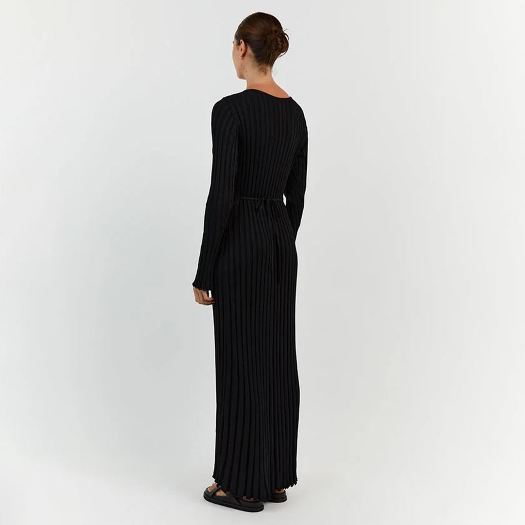 ABIGAIL luchtige gebreide maxi zomerjurk van ademend, zacht materiaal met comfortabele pasvorm en elegant design.