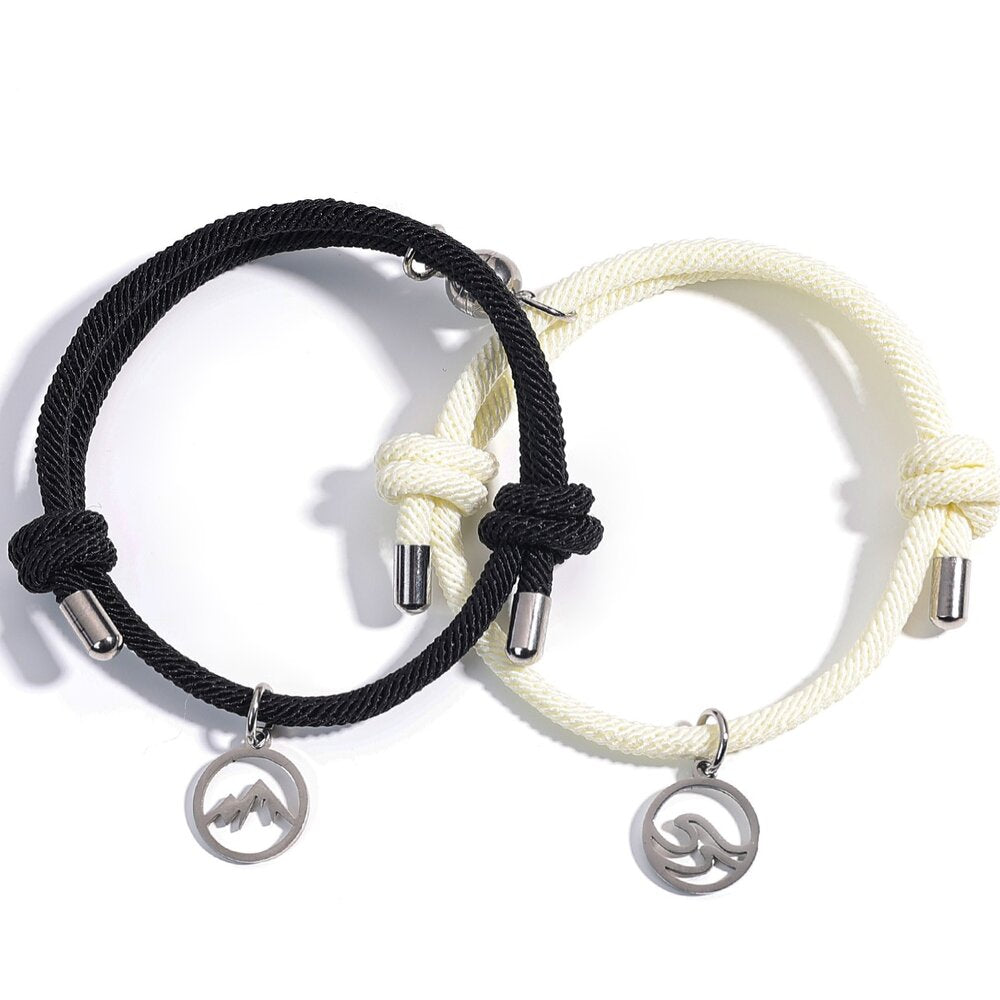 MagniLove koppelarmband voor stellen – stijlvolle verstelbare armband met magnetische connectie, duurzaam materiaal en comfortabel draagbaar.