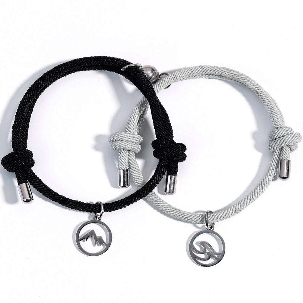 MagniLove koppelarmband voor stellen – stijlvolle verstelbare armband met magnetische connectie, duurzaam materiaal en comfortabel draagbaar.